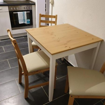 Monteurwohnung Fuer 6 Personen In Lipsia Esterno foto